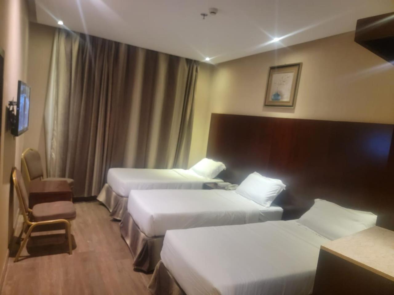 होटल 1 Land Premium 4*